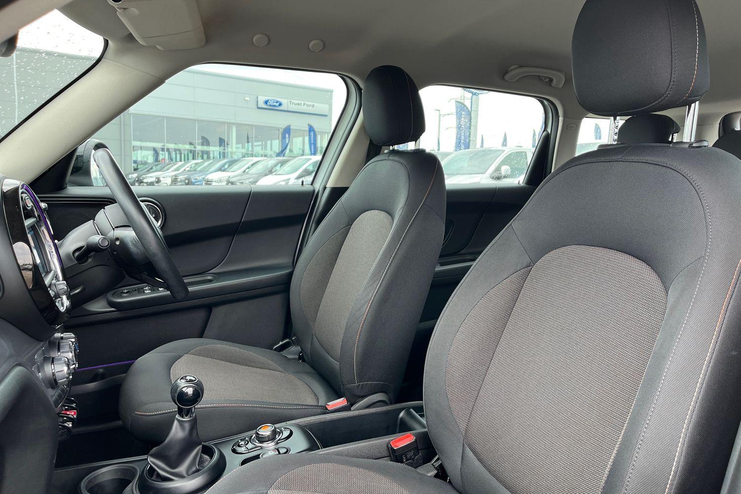 MINI Countryman Photo 18