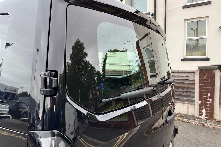 Ford TRANSIT CUSTOM Photo autoimg-e517be709ae98e4f6431f22645aa827990c34888.jpg