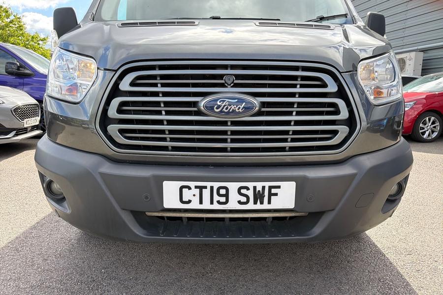 Ford Transit Photo autoimg-e51c31cd142a1fcf6ee5d4b78534d4e59e42951d.jpg