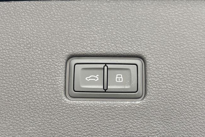 Audi Rsq8 Photo 26