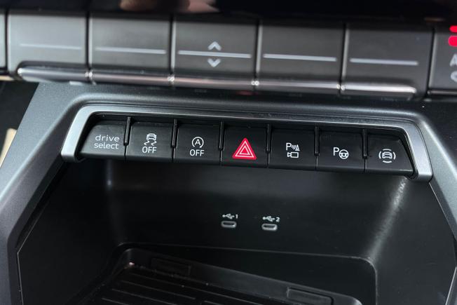 AUDI A3 Photo 37