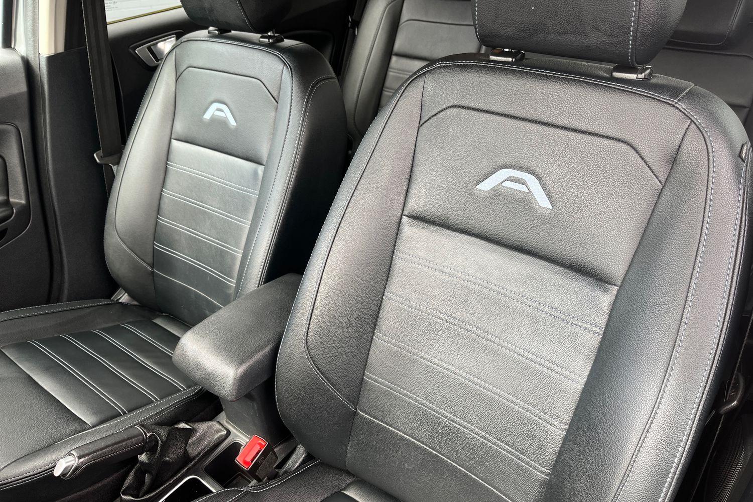 Ford ECOSPORT Photo 18