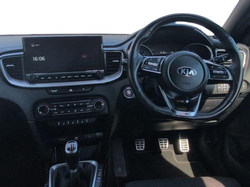 Kia CEED Photo autoimg-e51ea77bae3b32ce6197ff24f30e3dc1f664366d.jpg
