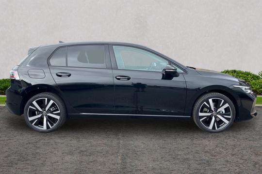 Volkswagen Golf Photo autoimg-e51f58ee79583020f1c4a97e341b208d4001e51c.jpg