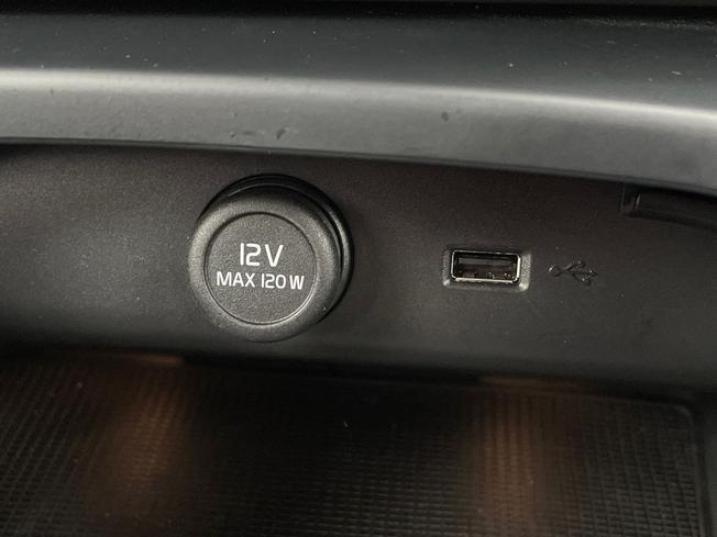 VOLVO Xc40 Photo 43