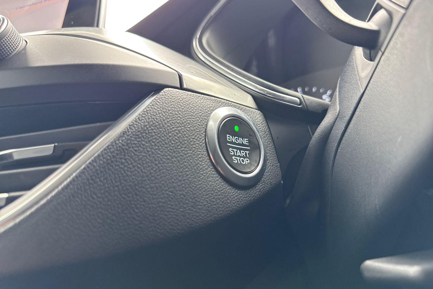 Ford FOCUS Photo 28