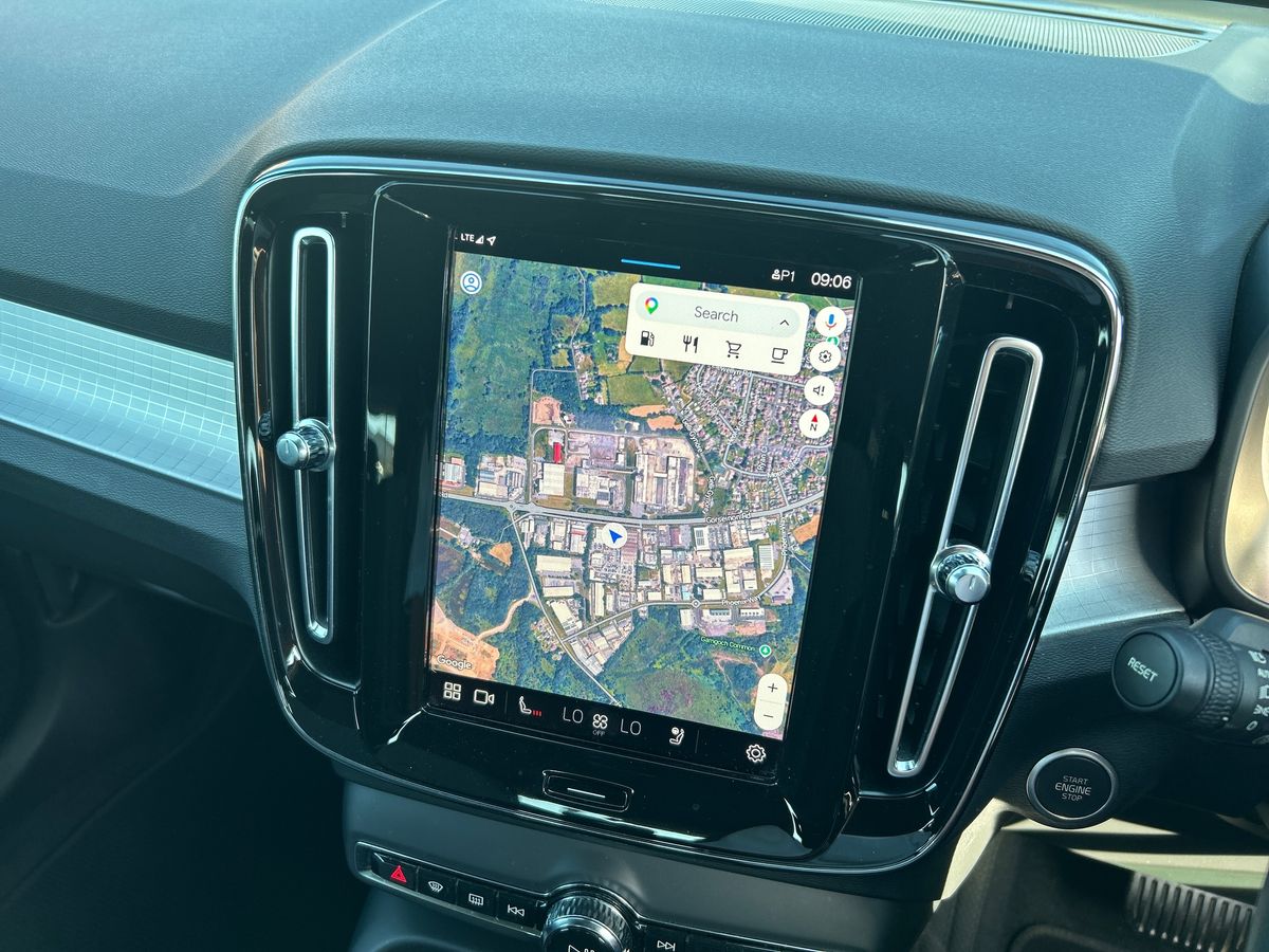 Volvo XC40 Photo 9