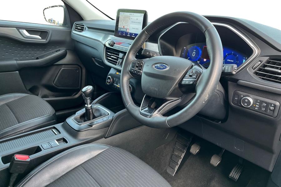 Ford KUGA Photo autoimg-e520fc29386fca7c4677be69fa020b45469bfd55.jpg