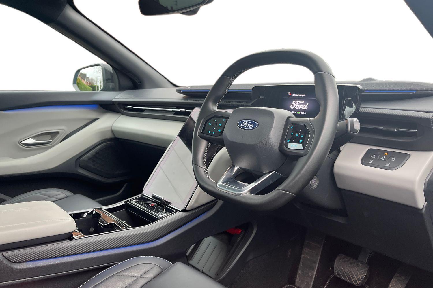 Ford EXPLORER Photo 8