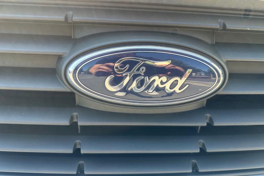 Ford TRANSIT CONNECT Photo autoimg-e5281060f404f0264f7c232a8b6eeeb67b2bbd4d.jpg