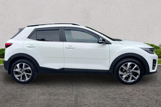 Kia Stonic Photo autoimg-e52a05729cc92a38cfdc9f54da5e8fbf4a9fbdd0.jpg