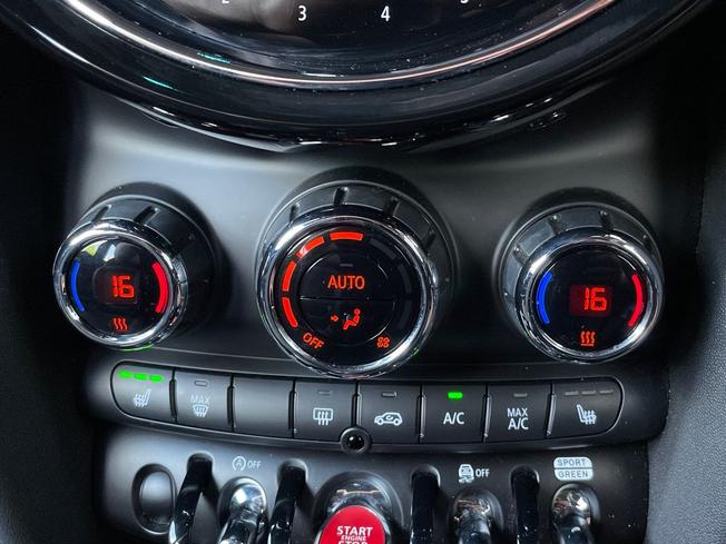 MINI Hatch Photo 45