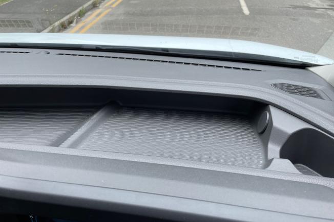 VOLKSWAGEN Transporter Photo 32