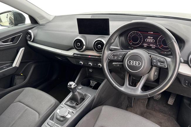 AUDI Q2 Photo 6