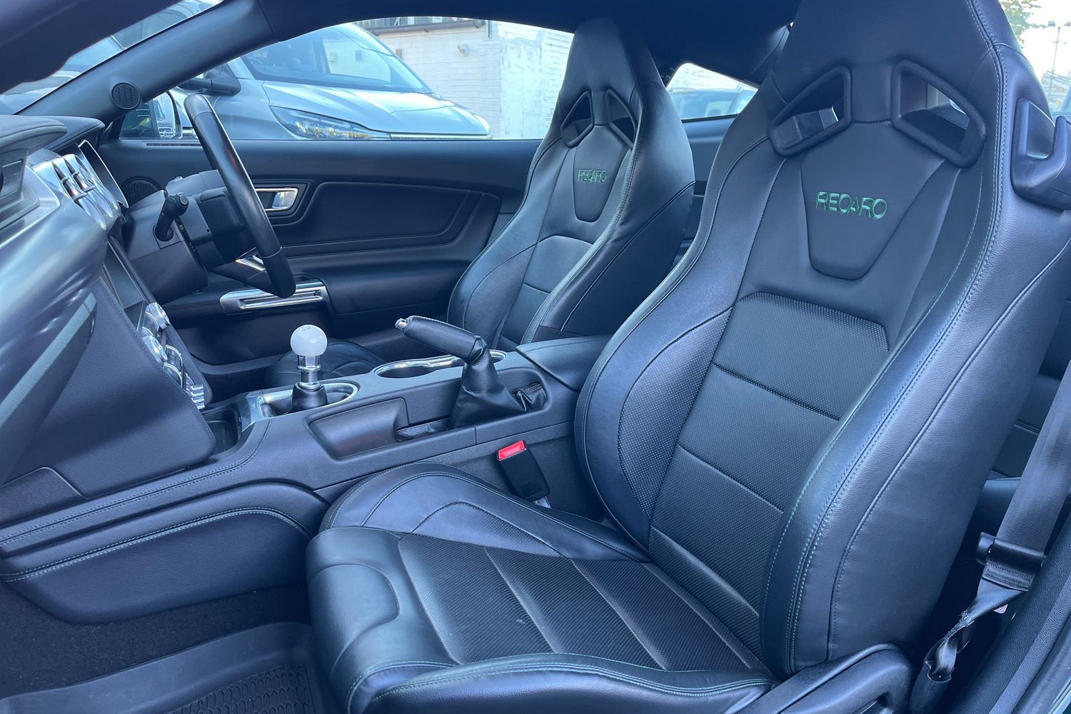Ford Mustang Photo 18