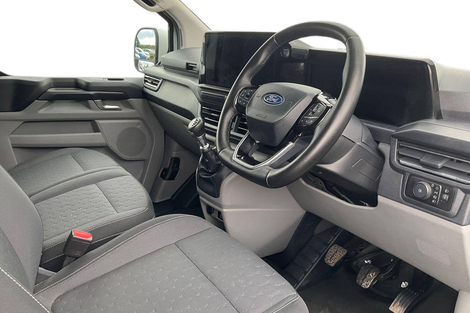 Ford TRANSIT CUSTOM Photo 13