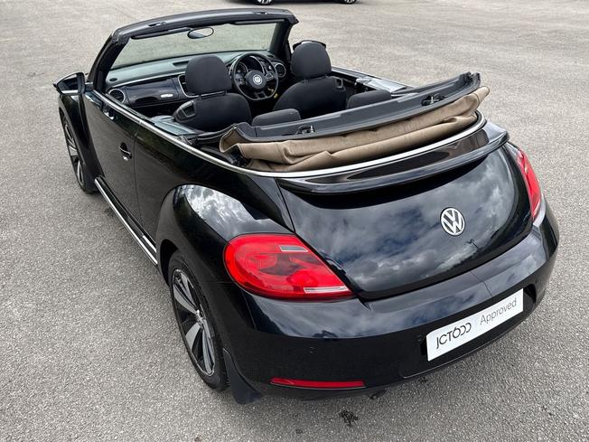 VOLKSWAGEN Beetle Photo 32