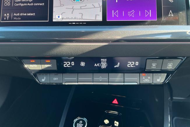 AUDI Q4 E-Tron Photo 32