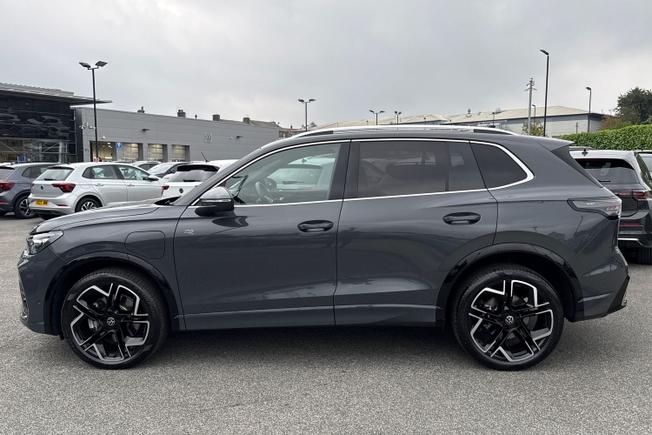 VOLKSWAGEN Tiguan Photo 34