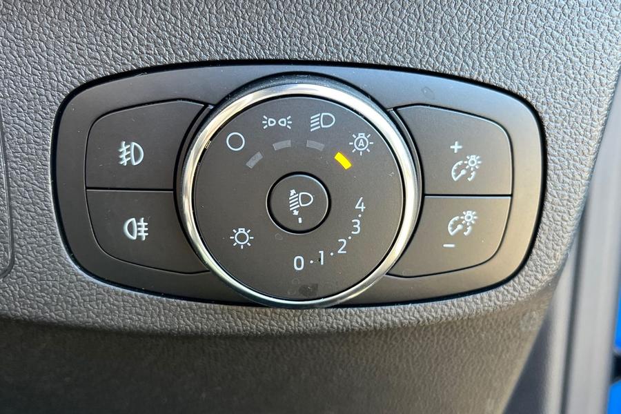 Ford Focus Photo autoimg-e540317d9b18aae6028bcd9f6837ab3e42cfa61f.jpg
