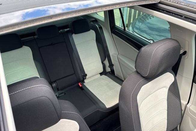 VOLKSWAGEN Tiguan Photo 33
