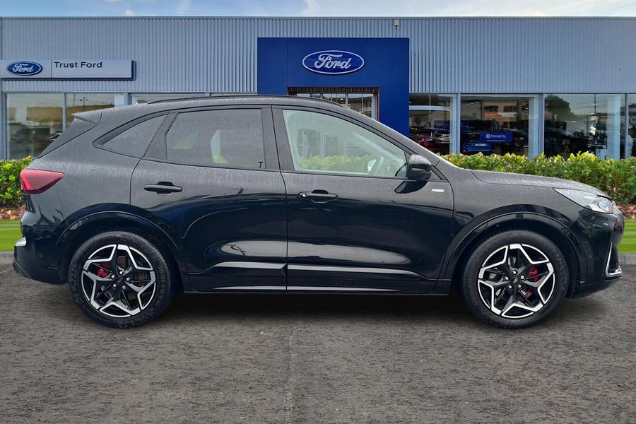 Ford KUGA Photo autoimg-e5474a9bd12fc1d188876f73ce6d8a07ed3e34fd.jpg