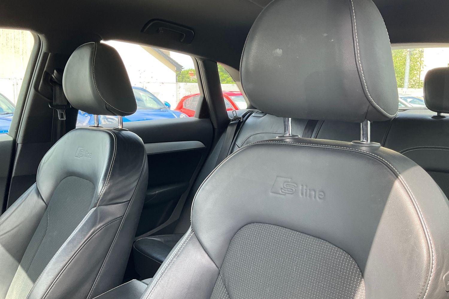 Audi Q3 Photo 18