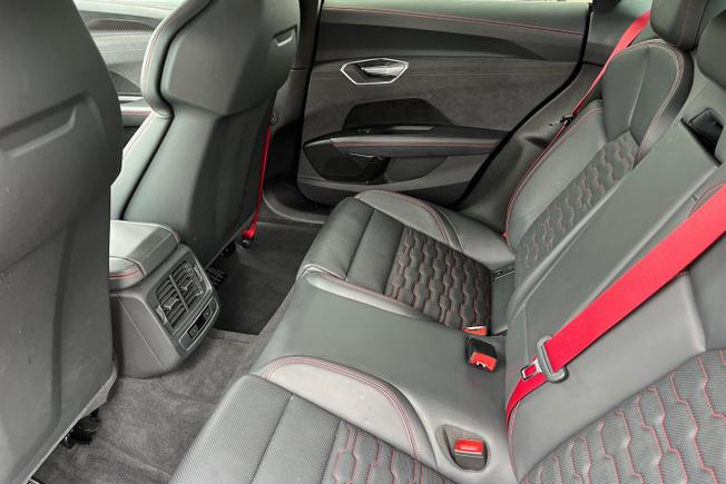 AUDI Rs E-Tron Gt Photo 47