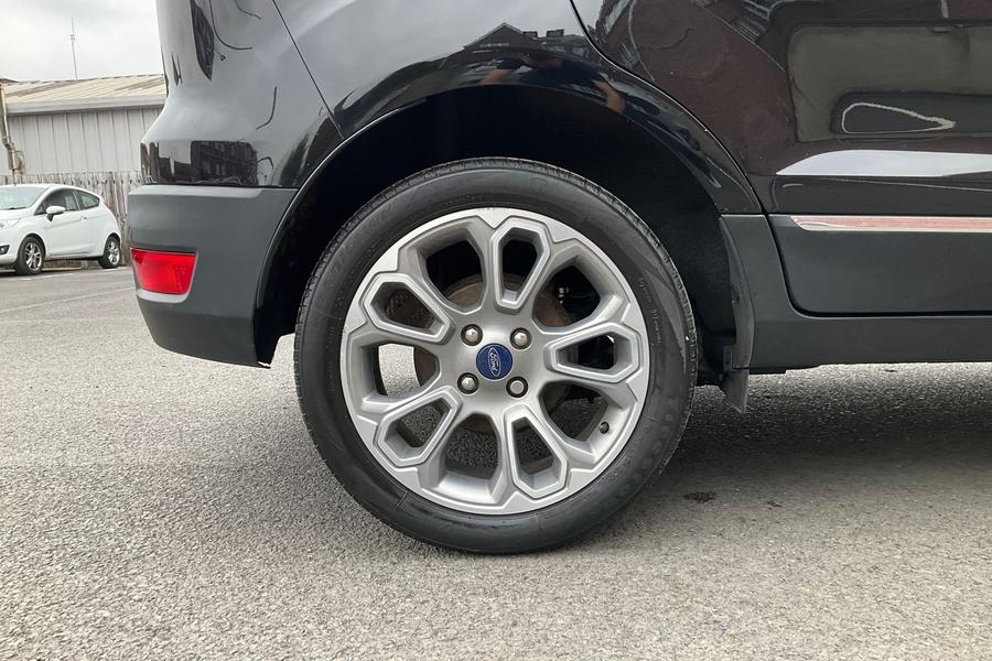 Ford ECOSPORT Photo autoimg-e552942ad3b741cad8370df710bd876989086796.jpg