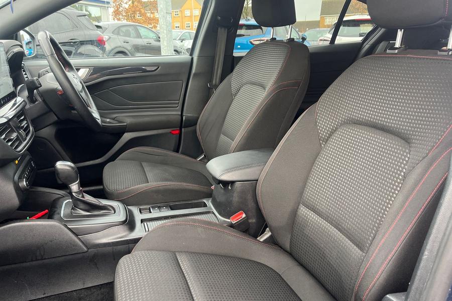 Ford FOCUS Photo autoimg-e555b44585728e469e3a0d669968c4ed65a03a83.jpg