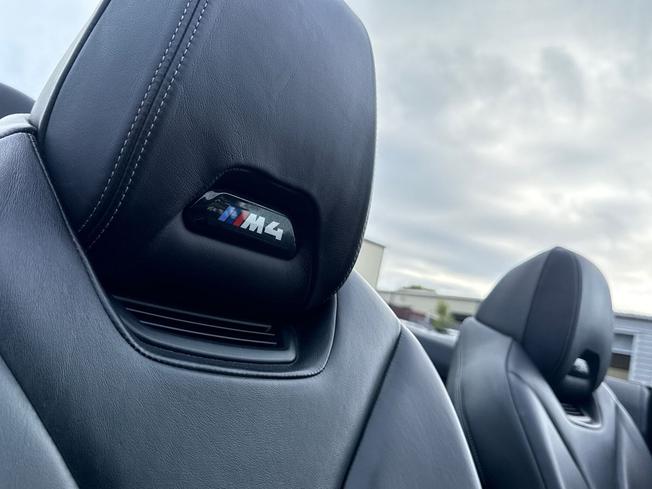 BMW M4 Photo 30