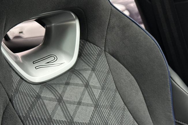 VOLKSWAGEN Tiguan Photo 41