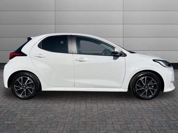 Toyota Yaris Photo autoimg-e55c84ec7d108e99a276e93f7c898f9855d2da11.jpg
