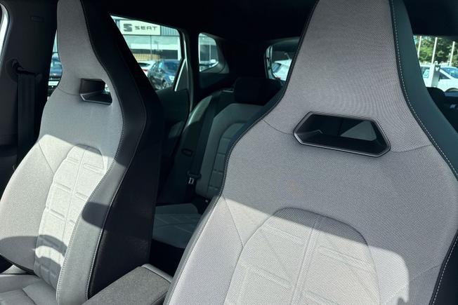 SEAT Arona Photo 31