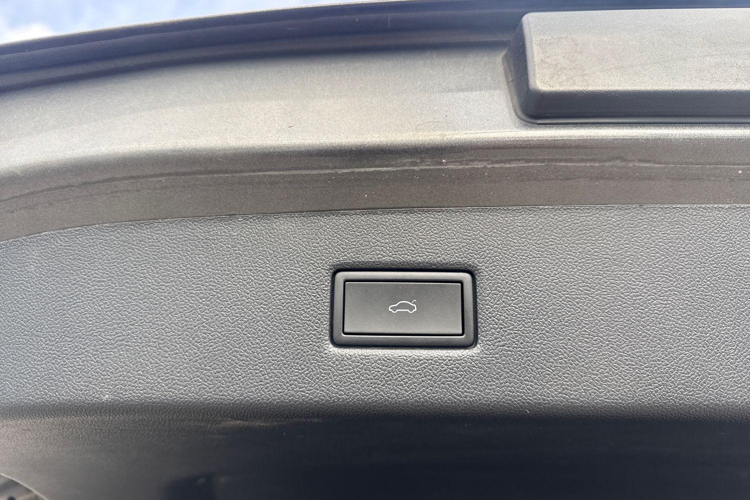 Ford Explorer Photo 21