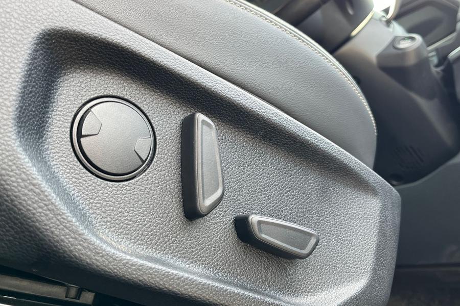 Ford RANGER Photo autoimg-e5637832abeba9b30a53ec5092e3f77d12450d72.jpg