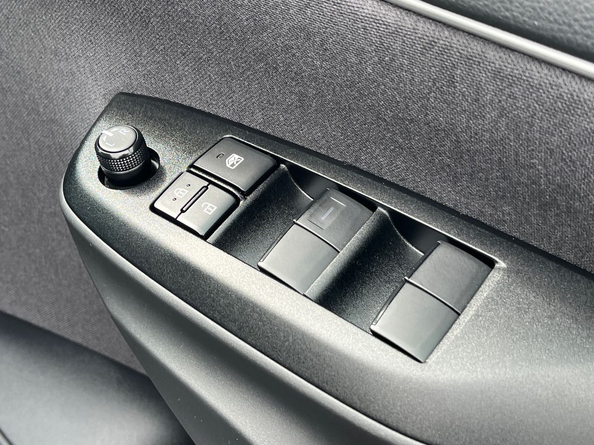 Mazda Mazda2 HYBRID Photo 25