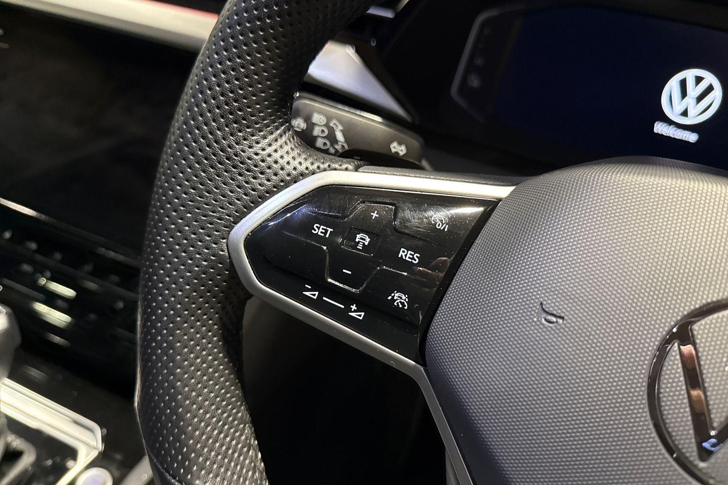 Volkswagen ARTEON Photo 32
