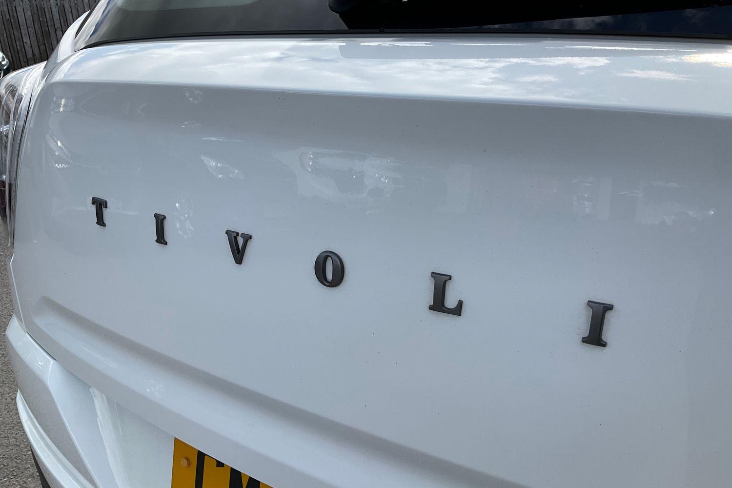 SsangYong TIVOLI Photo 39