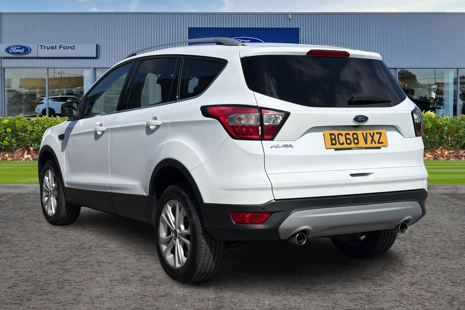 Ford KUGA Photo 1
