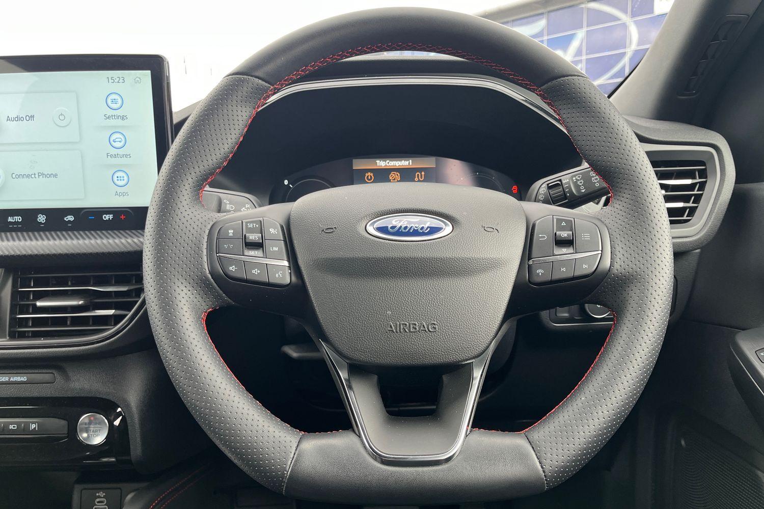 Ford KUGA Photo 11