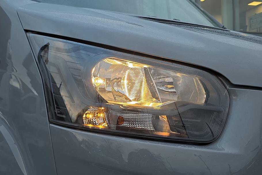 Used Ford E-TRANSIT 21