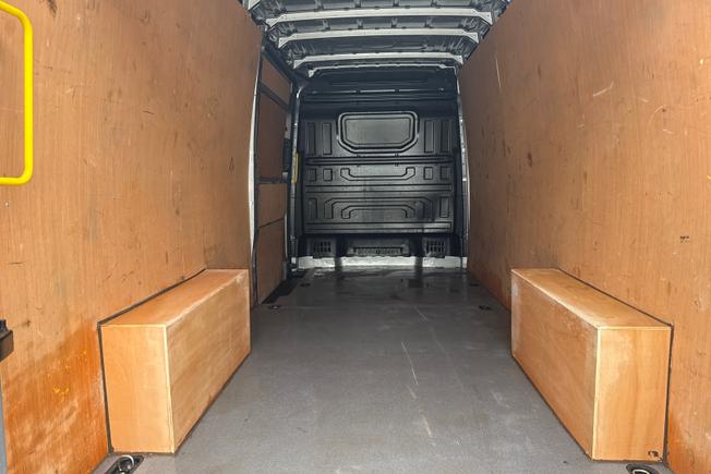 Volkswagen Crafter Photo 12