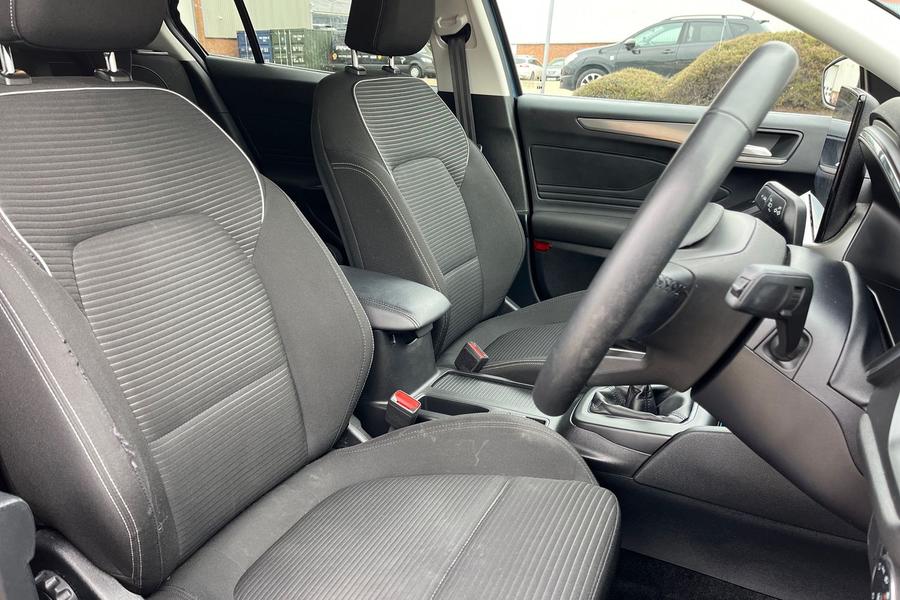 Ford Focus Photo autoimg-e571e17b6e0016fc6afc882506b6372af1db0afb.jpg