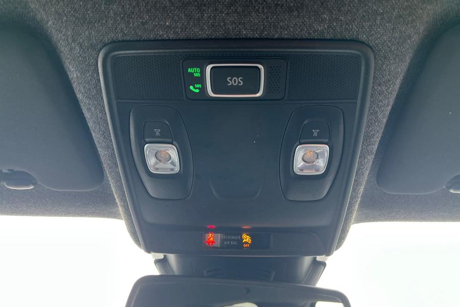 Renault CAPTUR Photo autoimg-e5740ea3af0f81a78b00c2b127c99e963dd58d10.jpg