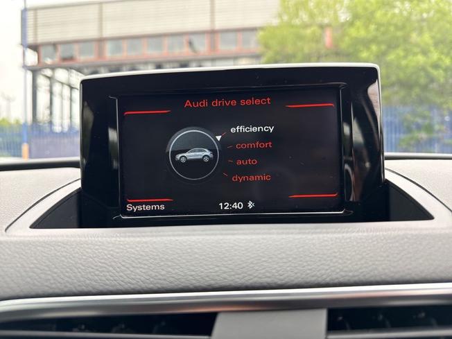 AUDI Q3 Photo 38