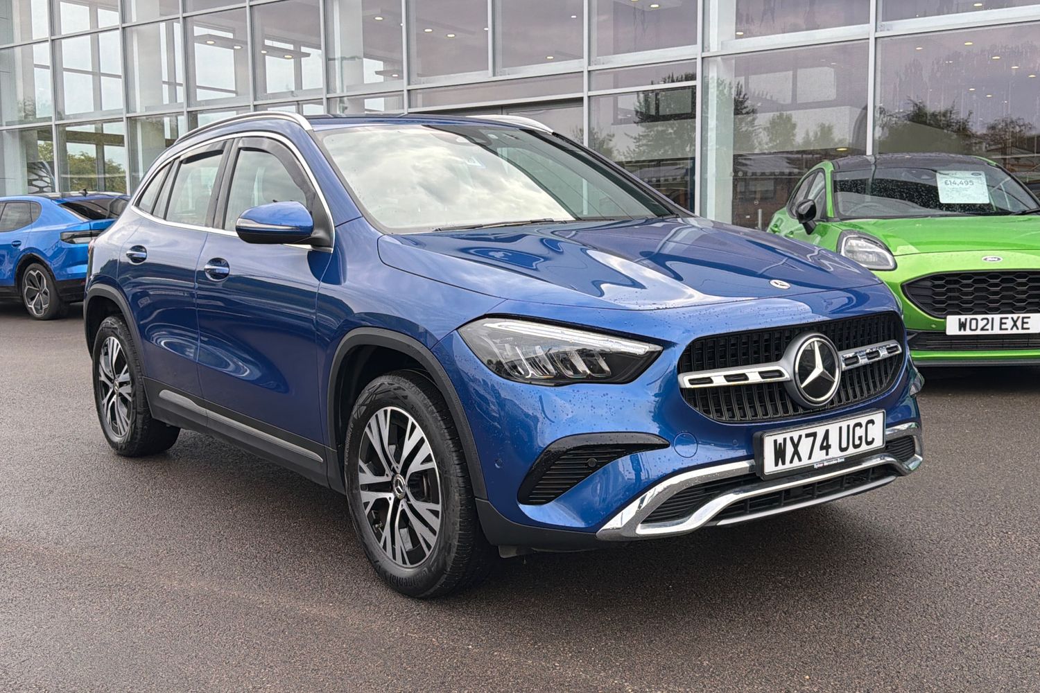 Mercedes-Benz GLA Photo 35