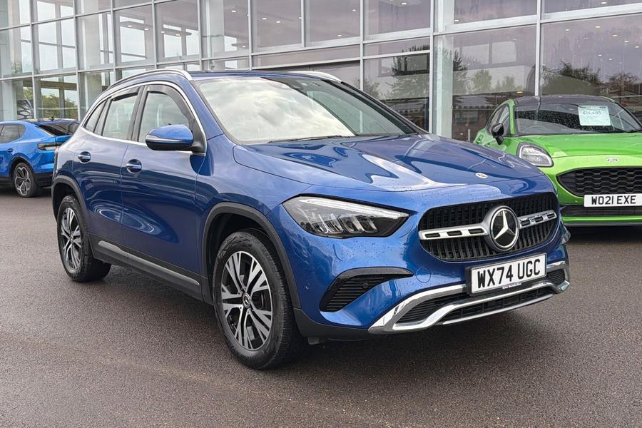 Mercedes-Benz GLA Photo autoimg-e57cb90bf35090d3c776b42d47f2a5c4fb913dc6.jpg