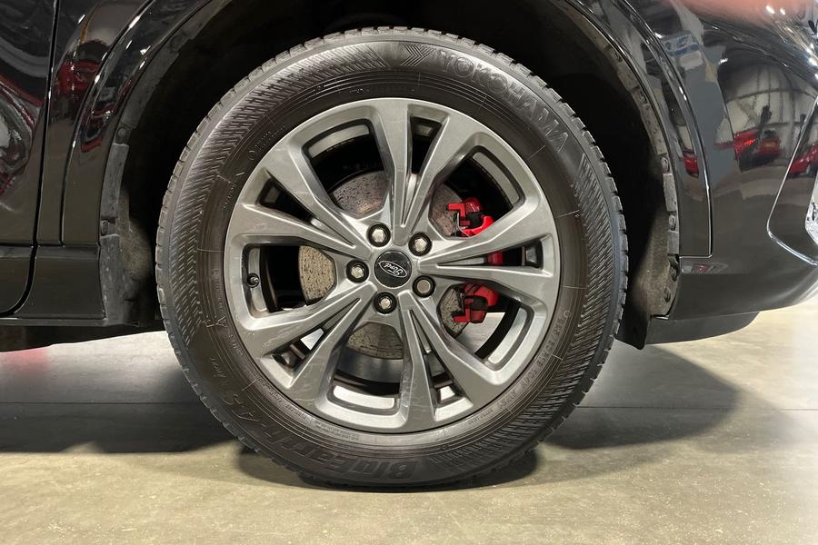 Ford KUGA Photo autoimg-e57eb04c8c8da170ffbe04101b75d8569947123c.jpg