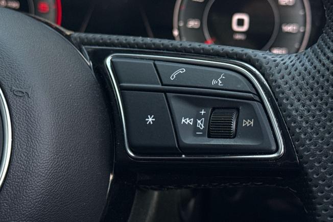 Audi A4 Avant Photo 17
